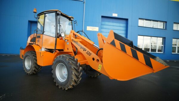 Chargeuse chargeuse AMKODOR D-245.43S2